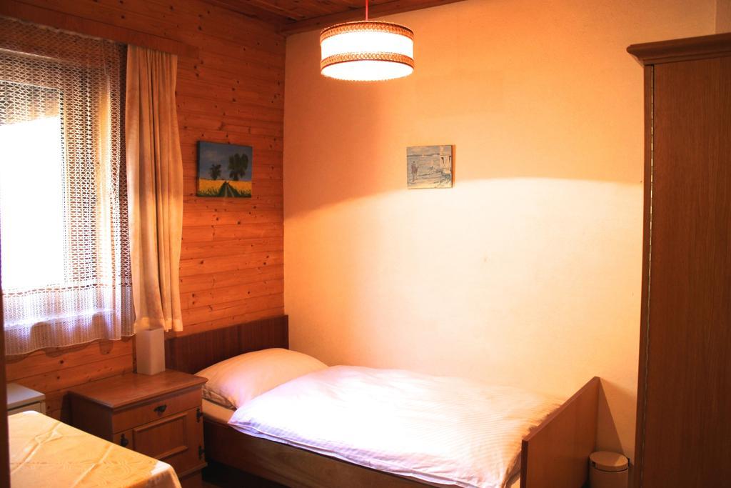 Gaestehaus Moser Ranten Rum bild